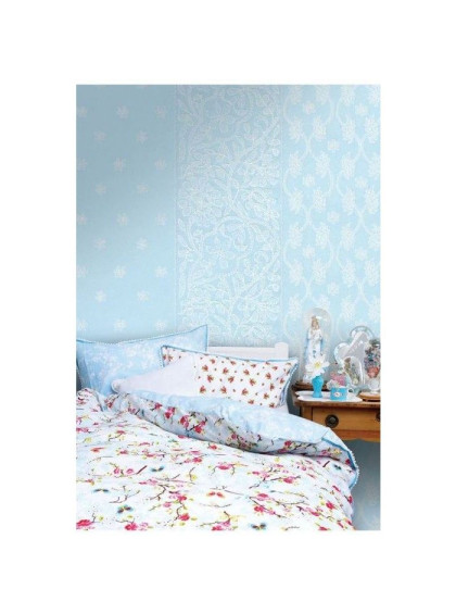 Painel de Parede Azul com Flores Brancas