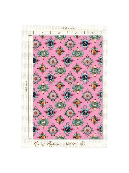 Painel de Parede Rosa com Corações